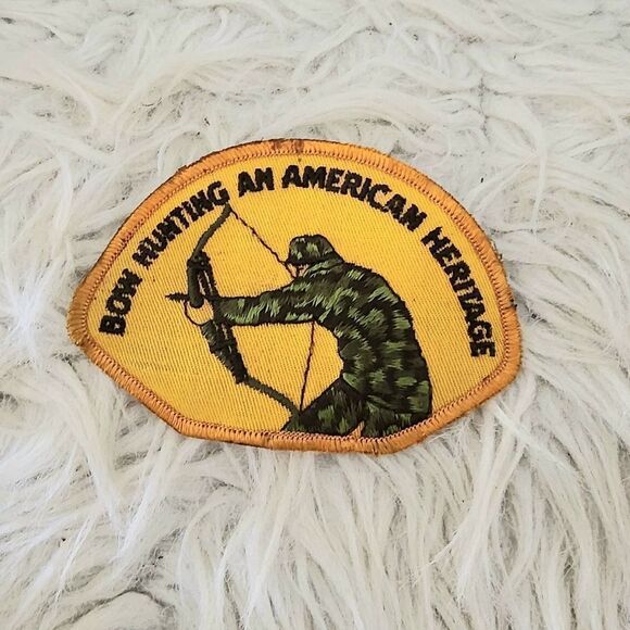 Bow Hunting an American Heritage patch sew on vintage - Picture 1 of 3